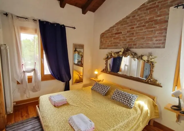 Azienda Agricola Ca' Bianca Bio Alojamento de Acomodação e Pequeno-almoço 3*